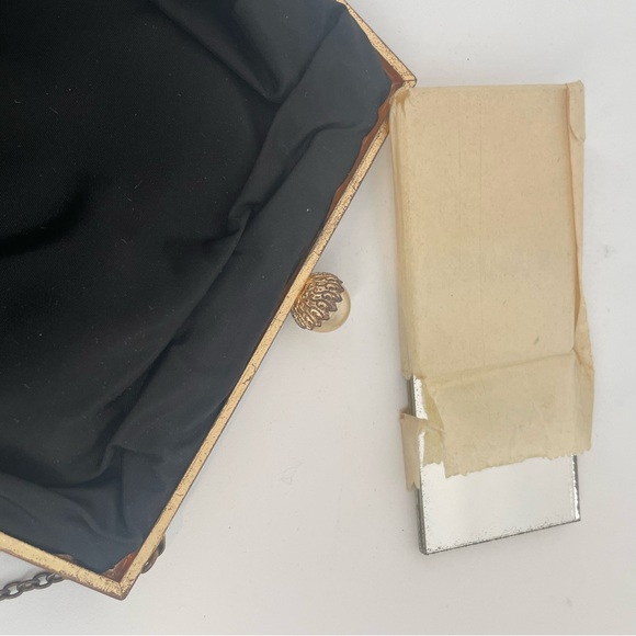 Adorable Vintage 1930s-1940s Black Embroidered Evening Bag - Picture 9 of 10